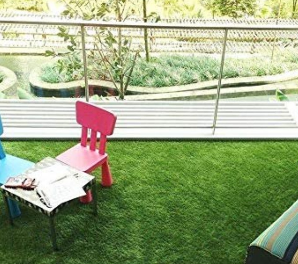 Balcony Grass